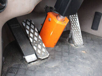 2001-svetruck-1060-30-1402744-44818117