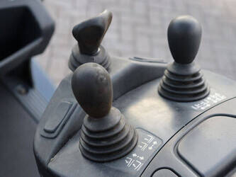 2014-linde-h30d-02-1402746-44818207