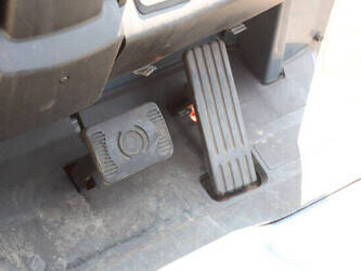 2013-toyota-8fbet18-1402762-44818881