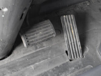 2000-still-r20-16-1402766-44819046