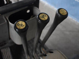 2006-still-r20-20p-1402767-44819076