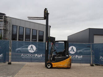 2011-jungheinrich-efg216k-1402772-44819289