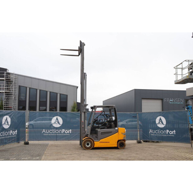 2016 Jungheinrich EFG 425S-44819416