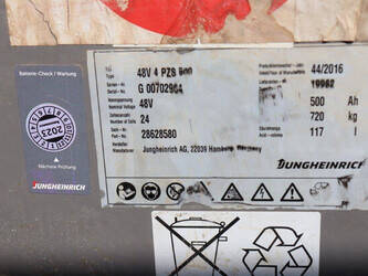 2016-jungheinrich-efg215-1402776-44819457