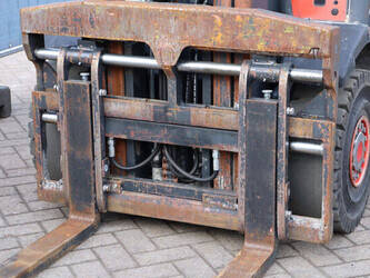 2013-fenwick-linde-h25t-02-1402786-44819858