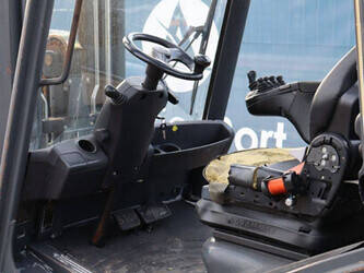 2013-fenwick-linde-h25t-02-1402786-44819873