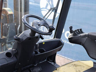 2013-fenwick-linde-h25t-02-1402786-44819875