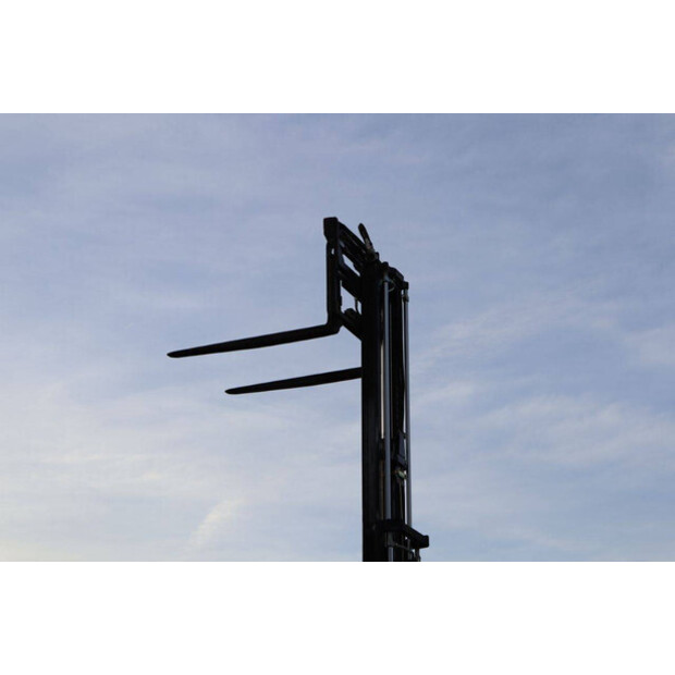 2013 Fenwick-Linde H25T-02-44819891