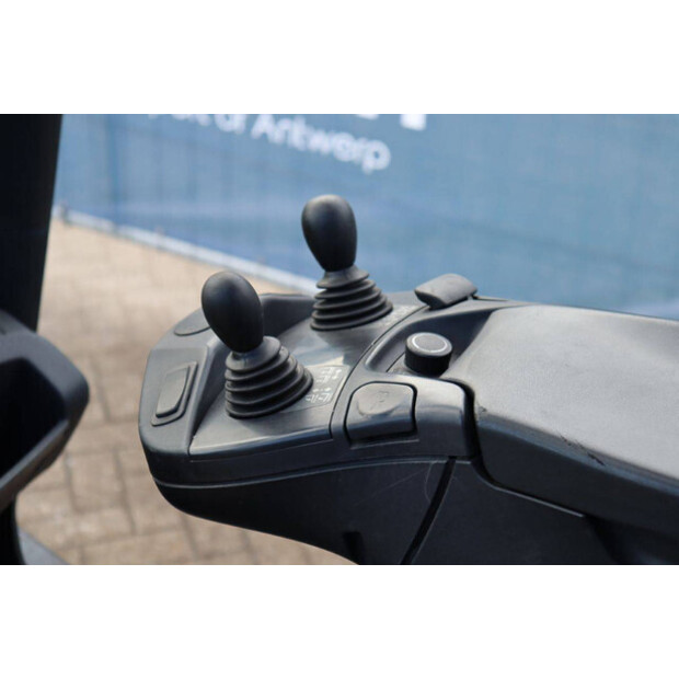 2017 Linde H35T-02-44819949