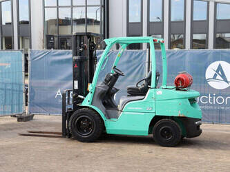 2010-mitsubishi-fg35n-1402789-44819975