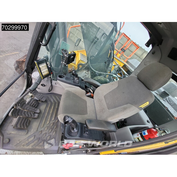 2019 Volvo EC300EL-44820136