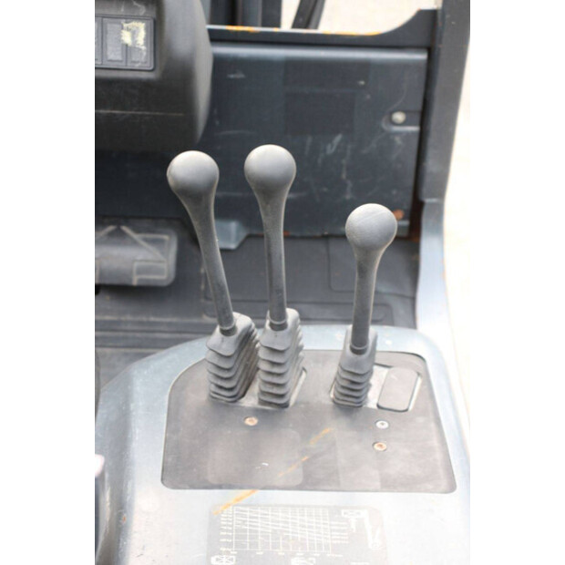 2001 Linde H12T-03-44820221