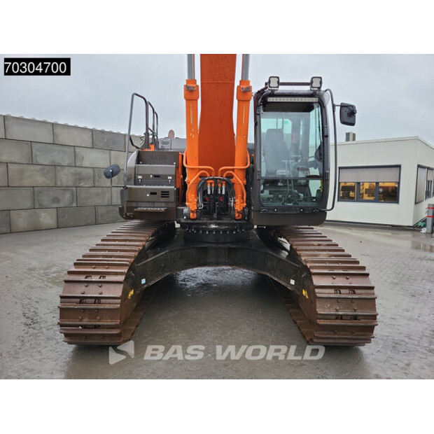 2018 Hitachi ZX300LC-6-44820238