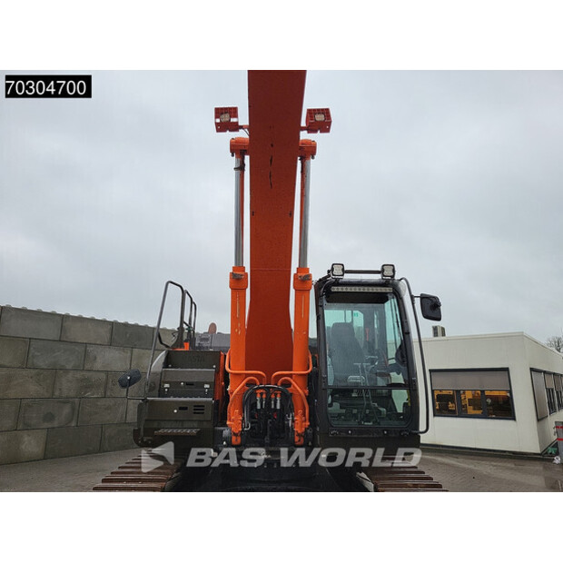 2018 Hitachi ZX300LC-6-44820239
