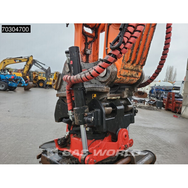2018 Hitachi ZX300LC-6-44820244