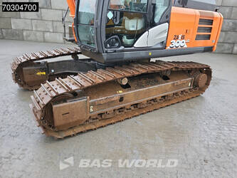 2018-hitachi-zx300lc-6-1402795-44820259