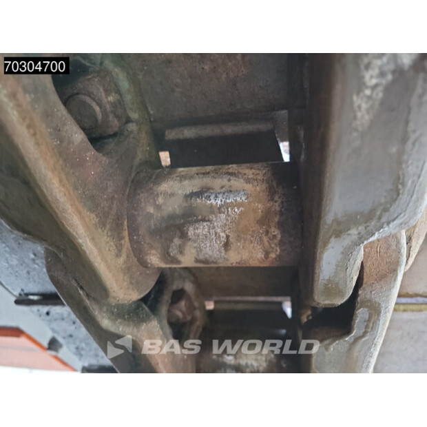 2018 Hitachi ZX300LC-6-44820261