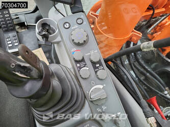 2018-hitachi-zx300lc-6-1402795-44820269