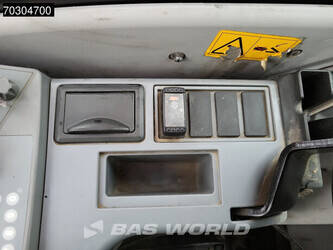 2018-hitachi-zx300lc-6-1402795-44820273