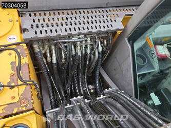 2017-volvo-ewr150e-1402798-44820368