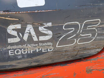 2011-toyota-42-7fgf25-1402800-44820457