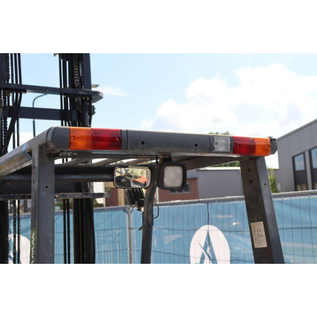 2011 تويوتا 42-7FGF25-44820463