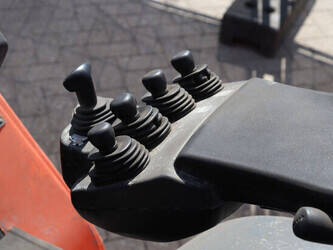 2011-toyota-42-7fgf25-1402800-44820471