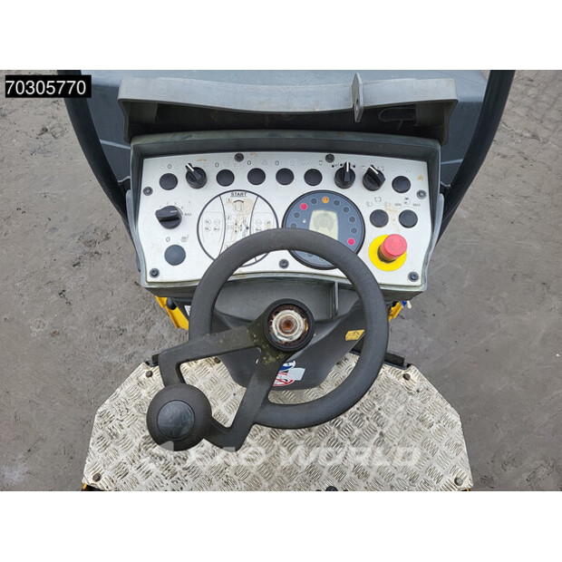 2018 BOMAG BW120 AD-5-44820504