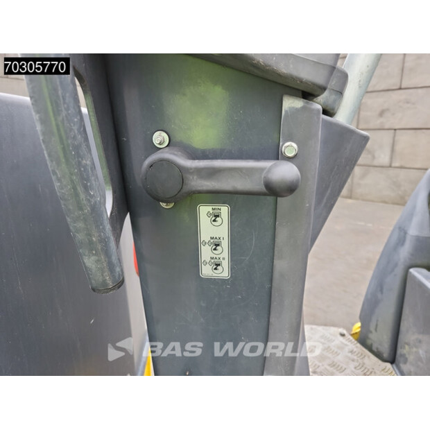 2018 BOMAG BW120 AD-5-44820507