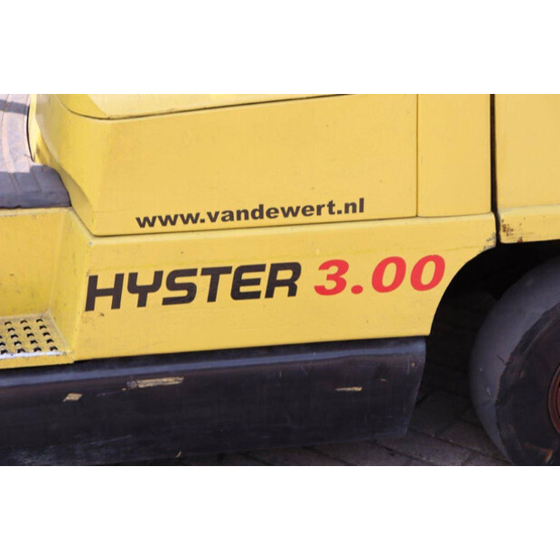 1998 Hyster H3.20XM-44820526