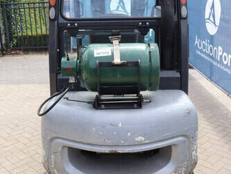 2005-nissan-ud02a25pq-1402805-44820639