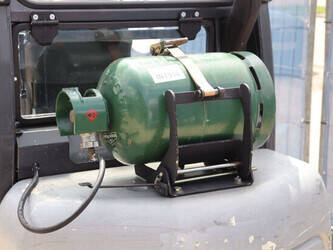 2005-nissan-ud02a25pq-1402805-44820652