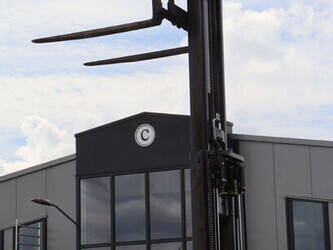 2005-nissan-ud02a25pq-1402805-44820669