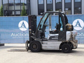 2006-nissan-ud02a25pq-1402806-44820674