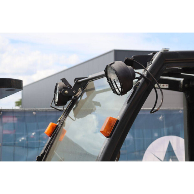 2006 نيسان UD02A25PQ-44820684