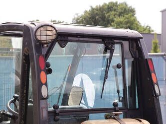 2006-nissan-ud02a25pq-1402806-44820690