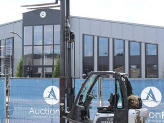 2006-nissan-ud02a25pq-1402806-44820703