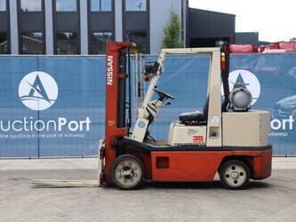 1995-nissan-kcugh02f350-1402807-44820707