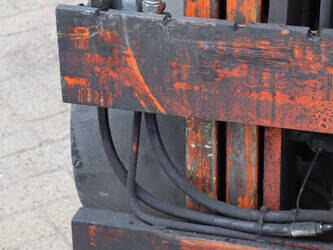 1995-nissan-kcugh02f350-1402807-44820718