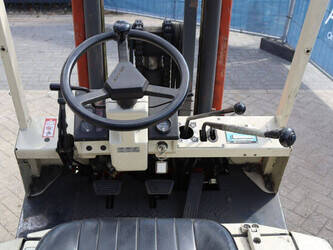 1995-nissan-kcugh02f350-1402807-44820737