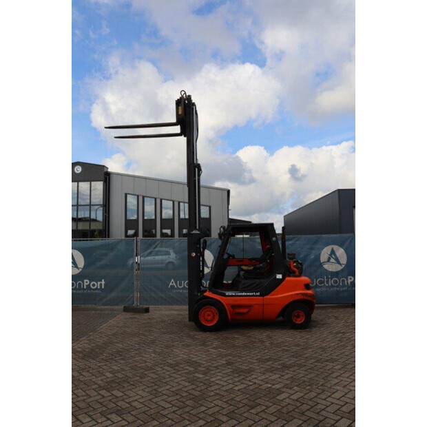 2002 Linde H30T-03-44820811