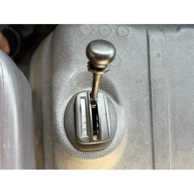 1994 Mercedes-Benz E817R-44820885