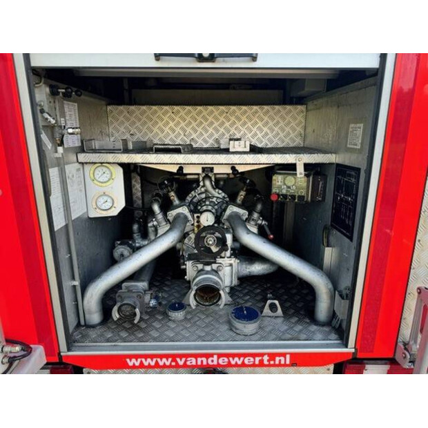 1994 Mercedes-Benz E817R-44820891