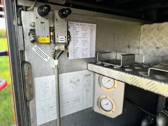 1994-mercedes-benz-e817r-1402813-44820893