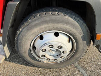 1996-mercedes-benz-1124-1402814-44820906