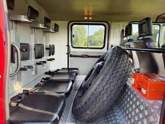 1996-mercedes-benz-1124-1402814-44820908