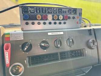 1996-mercedes-benz-1124-1402814-44820918