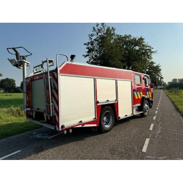 1996 مرسيدس بنز 1124-44820920