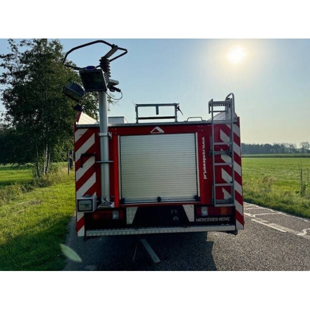 1996 مرسيدس بنز 1124-44820922