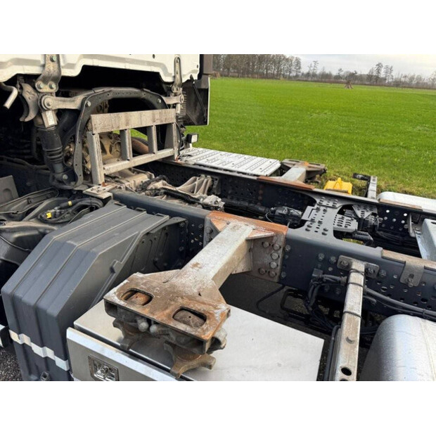 2018 Mercedes-Benz ACTROS 2542-44821326